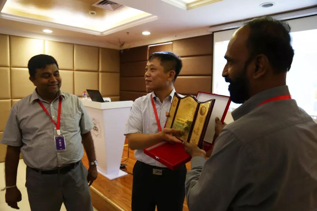 武汉百佳妇产医院,斯里兰卡中国代表团