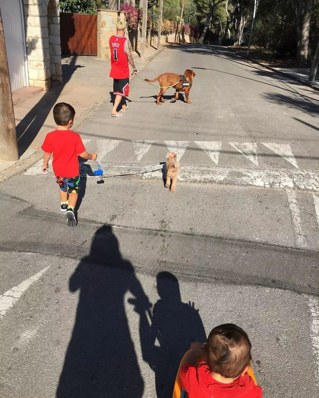 梅西30岁vs30岁c罗,梅西现状和c罗现状