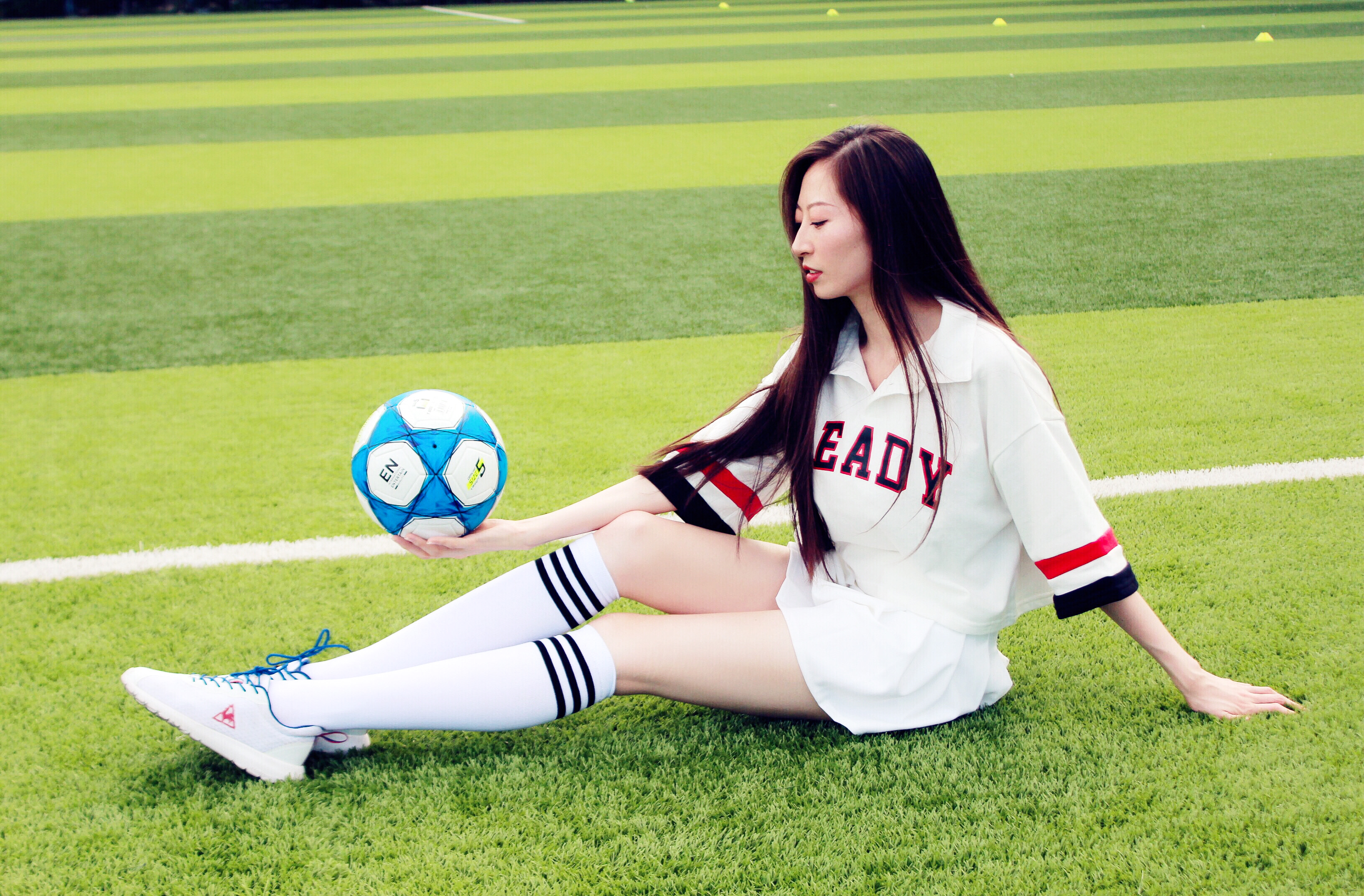 卫薇儿真人照片,卫薇儿惊艳的照片