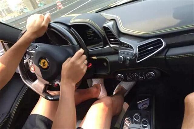 国足的豪车座驾,国足球员豪车豪宅