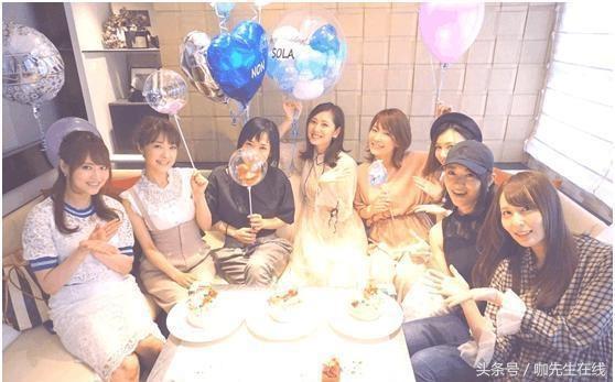 在苍老师微博留言的人都是大神，你们一个眼神都比我强！