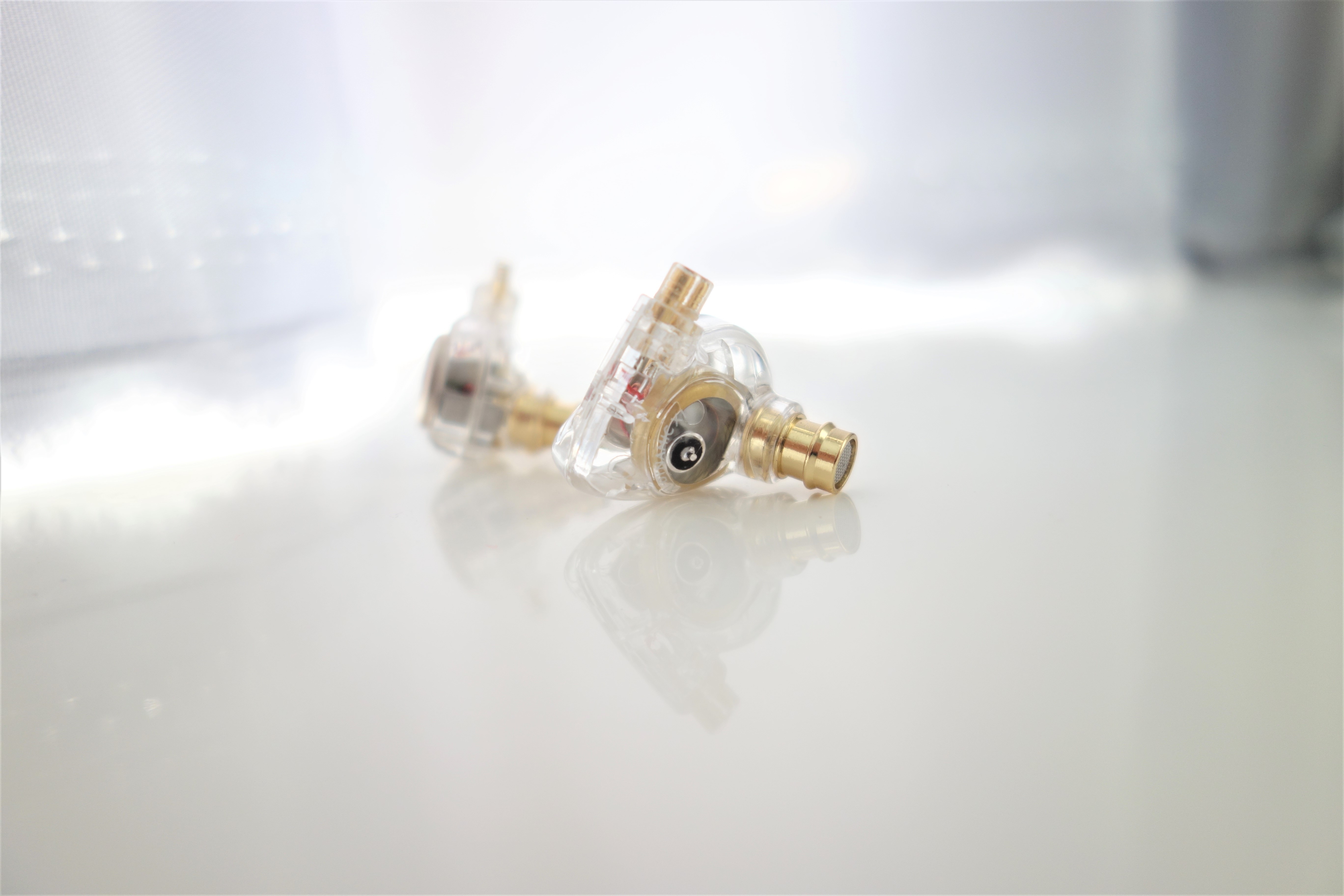 *击狙**威索尼可GR07国产中档HIFI耳机迎来超级大杀器圈铁EM2评测