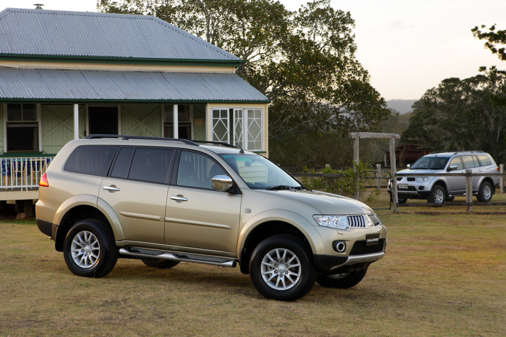 新三菱帕杰罗Sport曝光,帕杰罗和帕杰罗sport哪个好