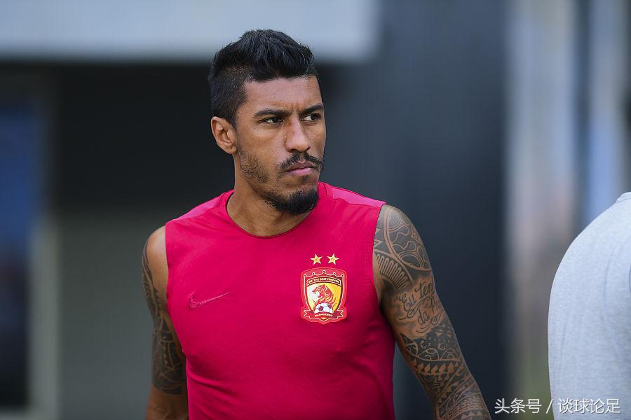 保利尼奥致敬郑智,保利尼奥评价足球