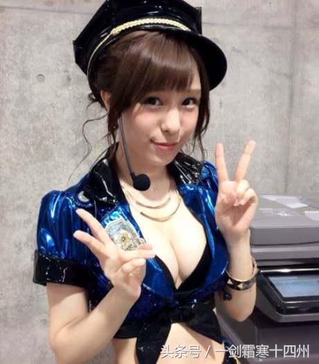 日本新生代清纯女星：日本战胜比利时进入8强，我会以泳装展示！