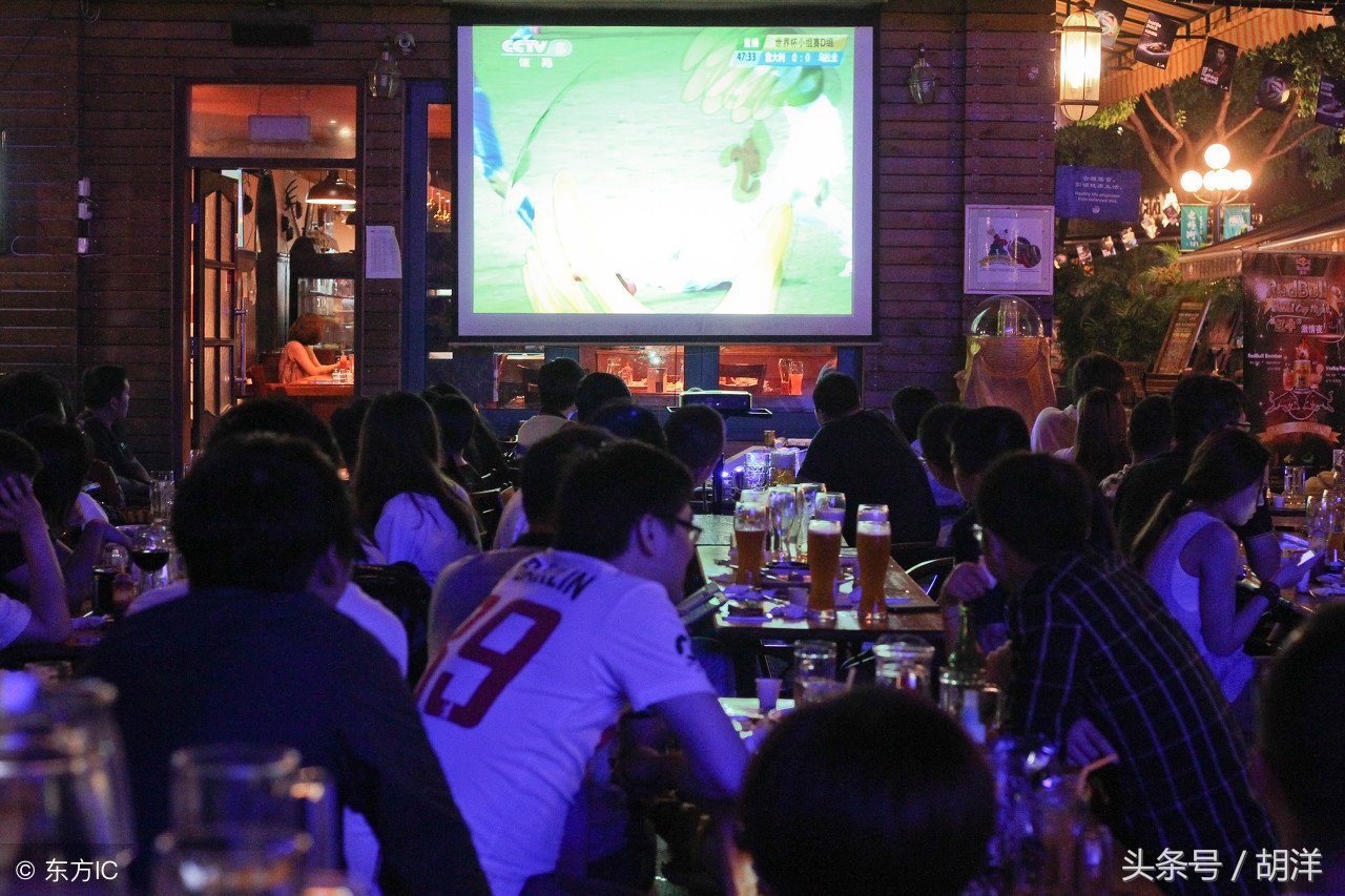 用痔疮膏涂眼袋眼圈变黑,痔疮膏真的管眼袋吗