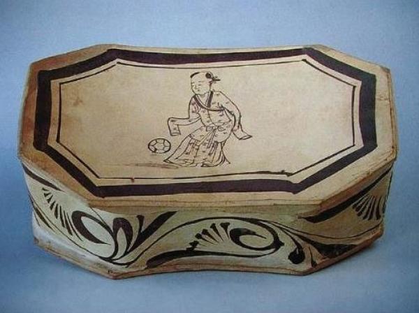 鐢荤瑪涔嬩笅,鐢荤瑪涓嬬殑鐐庣値澶忔棩缁樼敾