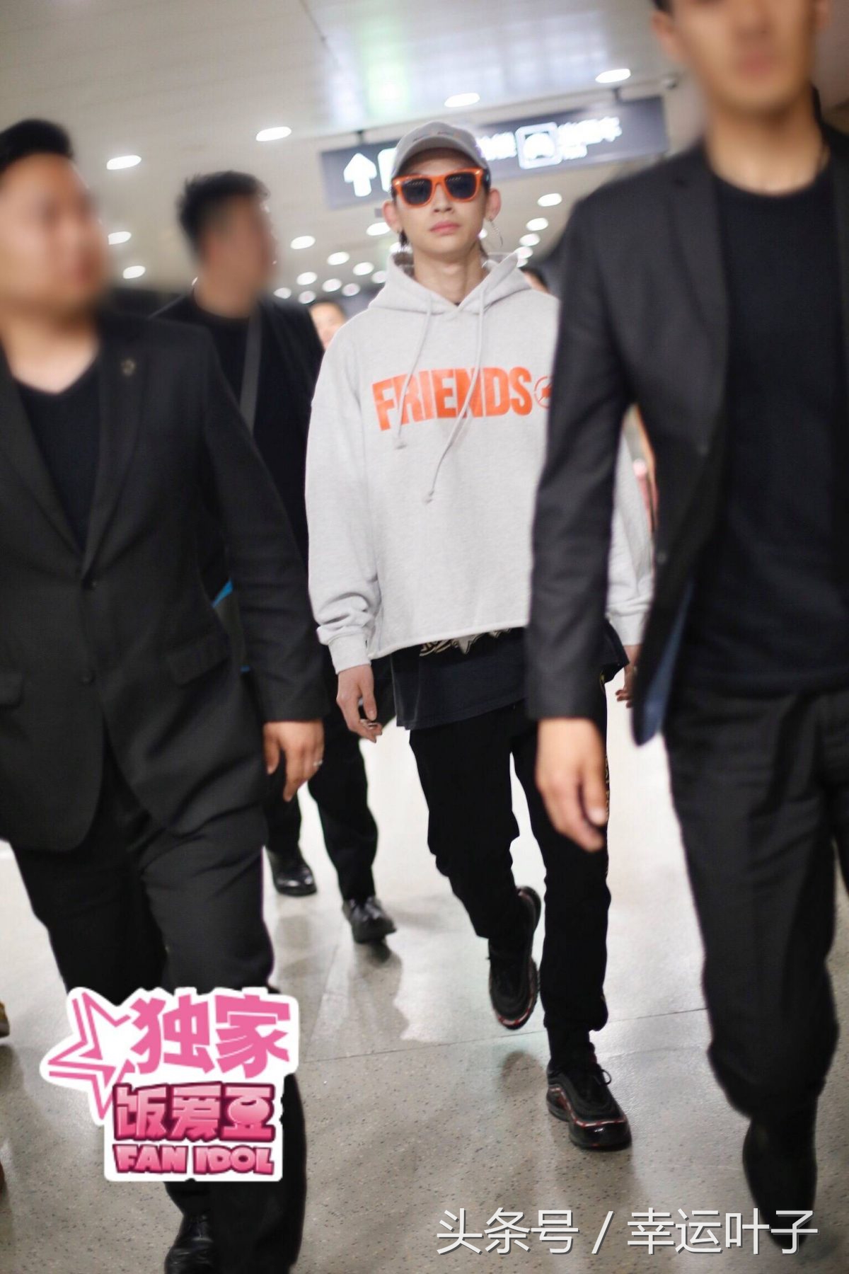 蔡徐坤陈立农鞋,蔡徐坤陈立农偶像练习生位置测评