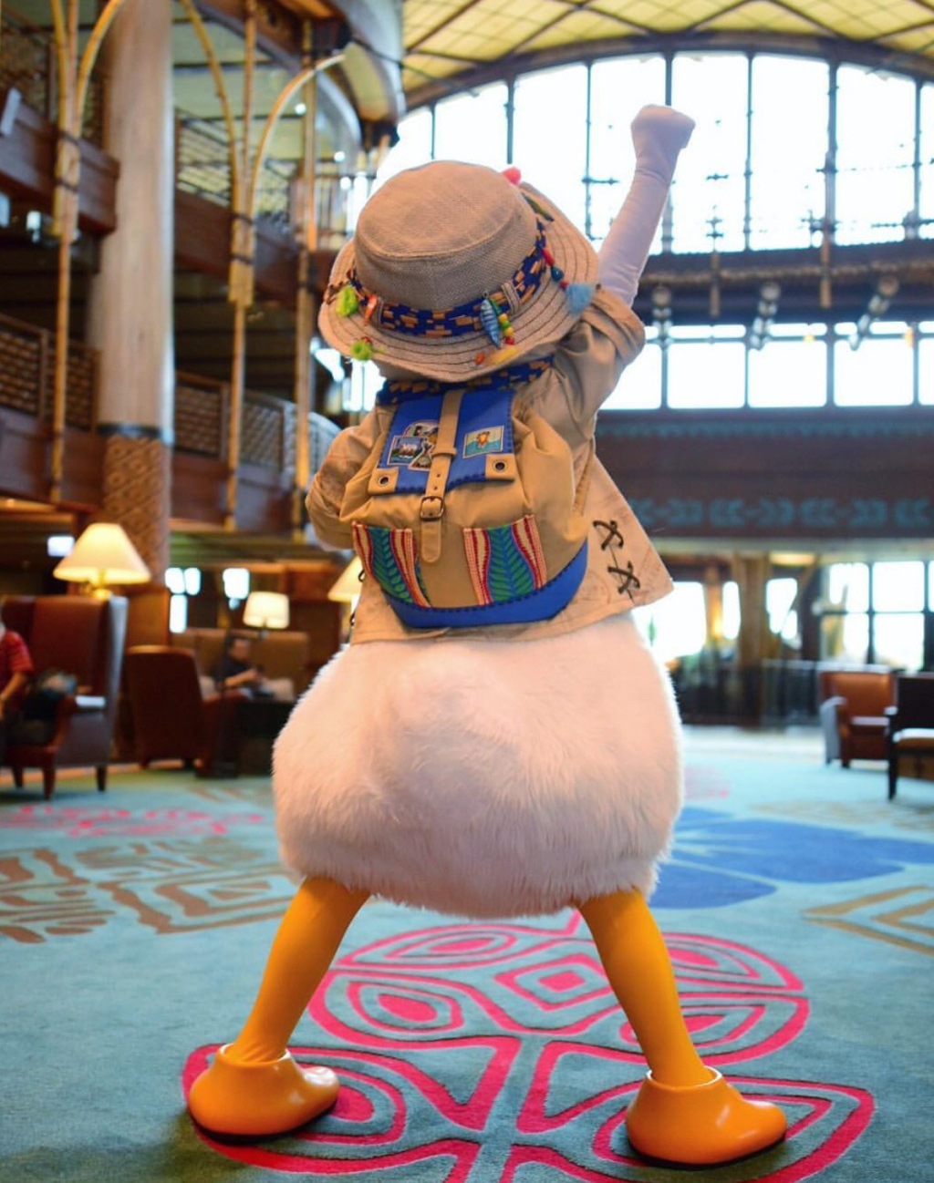 张艺兴小绵羊微笑,张艺兴小绵羊看得一脸呆萌