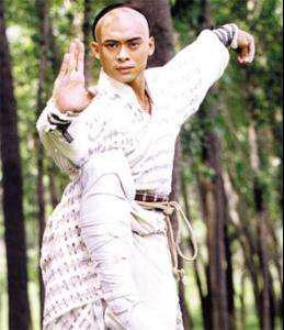 世界杯正火热却美中不足？那你看过樊少皇的“功夫蹴鞠”吗？