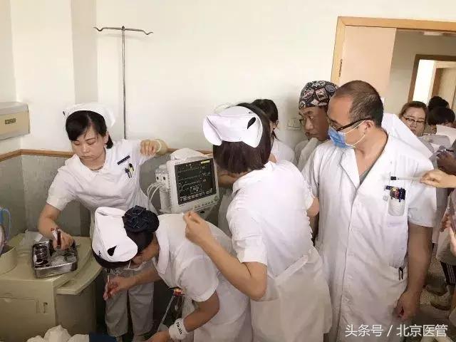 与时间赛跑成功抢救心梗患者,宫外孕大出血死里逃生捡回一命