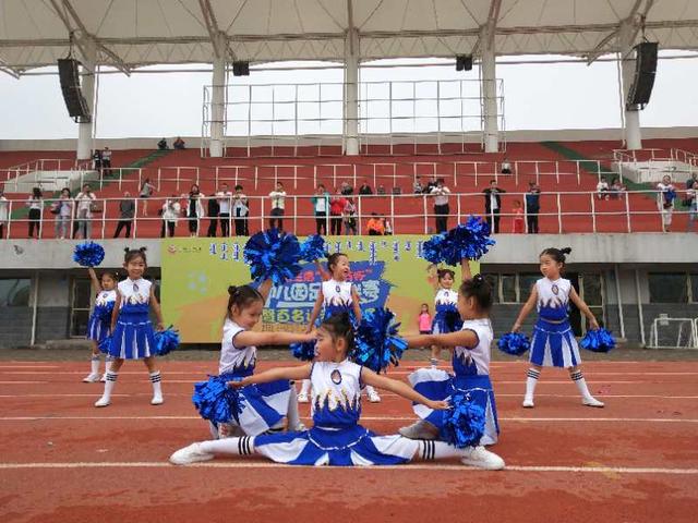 鄂尔多斯儿童足球,足球比赛小学生鄂尔多斯