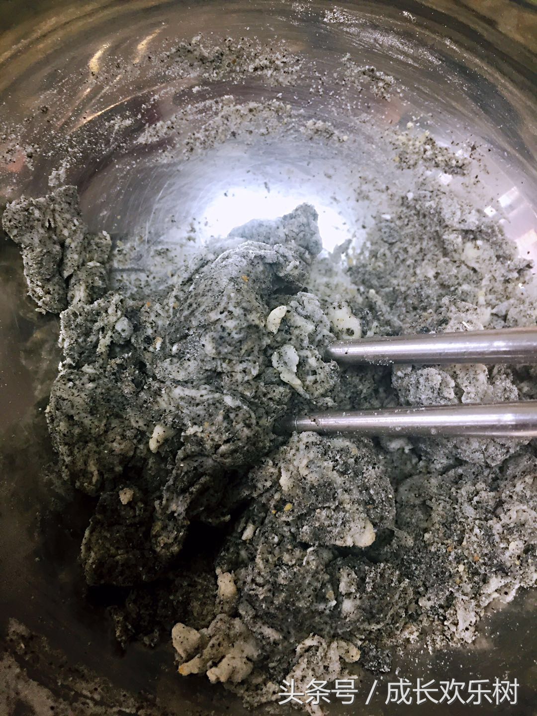 爸爸看世界杯，娃娃吃足球，好吃易学的足球馒头，一看就会