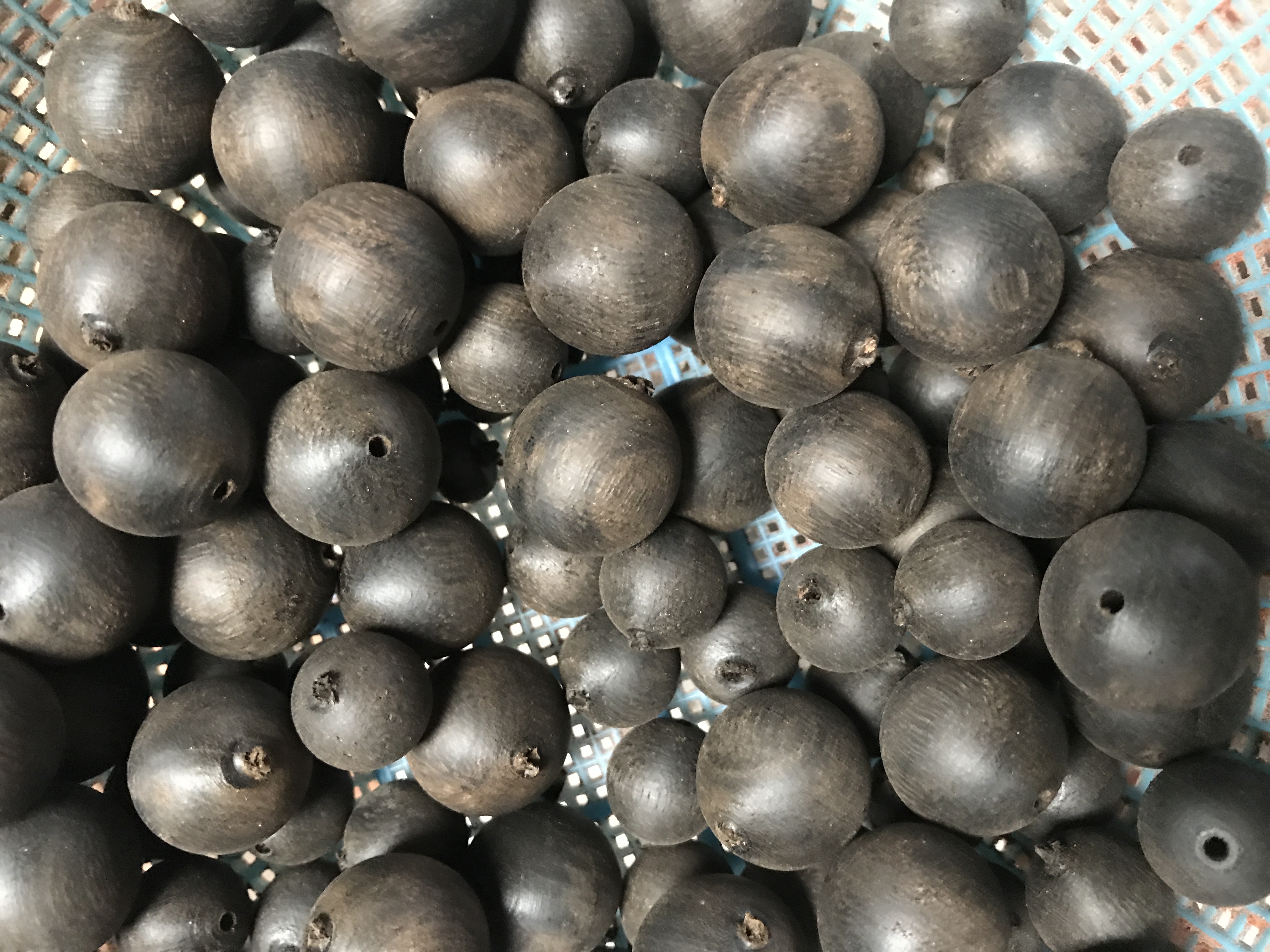 乌木佛珠手串怎么盘,手工金丝楠木佛珠手串图