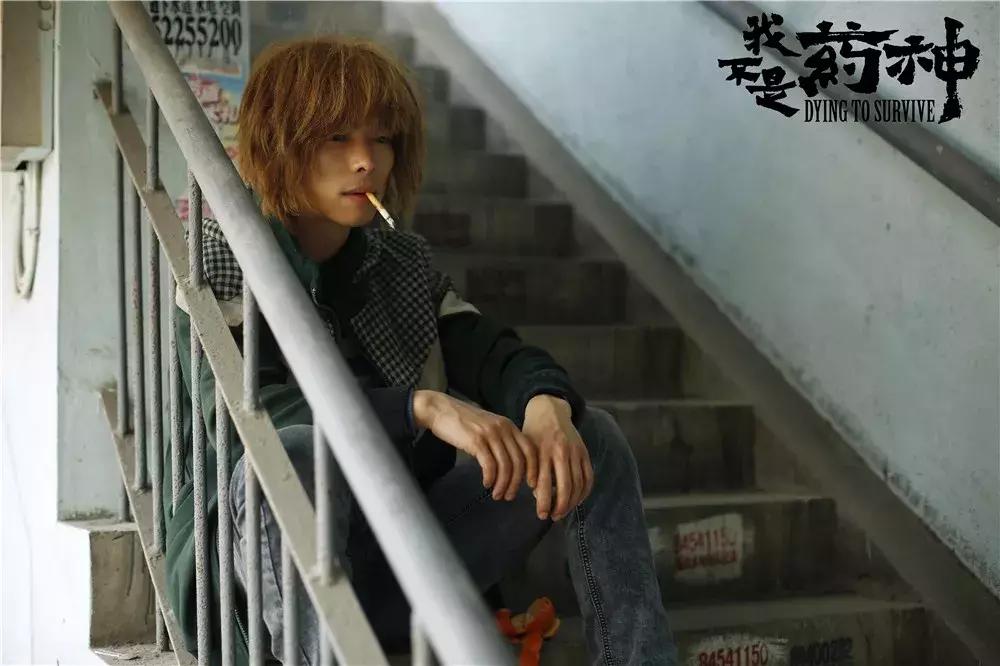 关谷神奇陈赫,关谷神奇和陈赫换场景唱歌