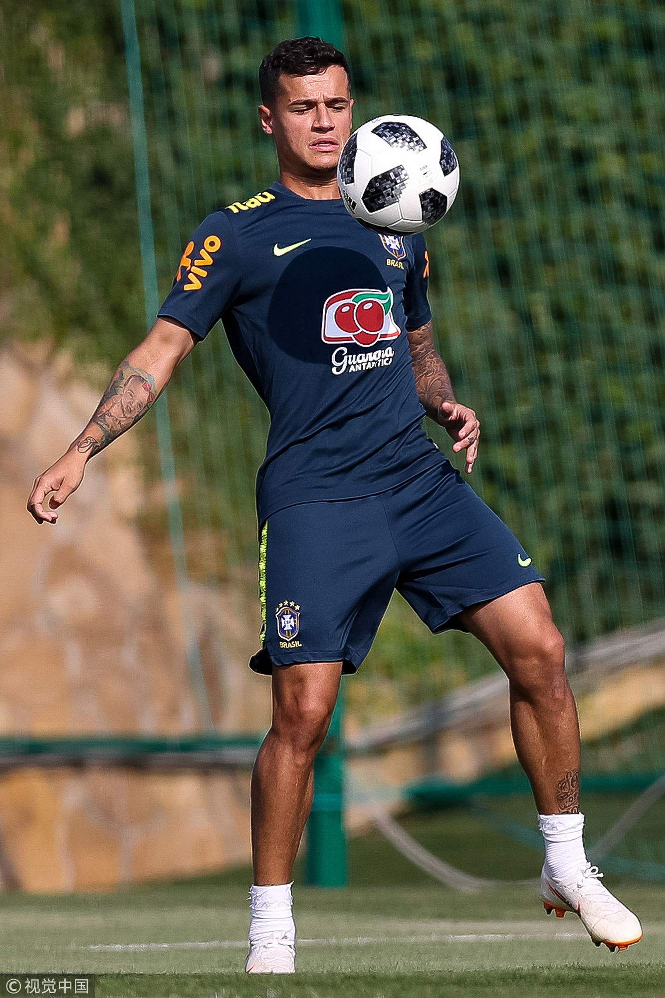 内马尔桑巴军团更衣室跳舞,内马尔桑巴战队