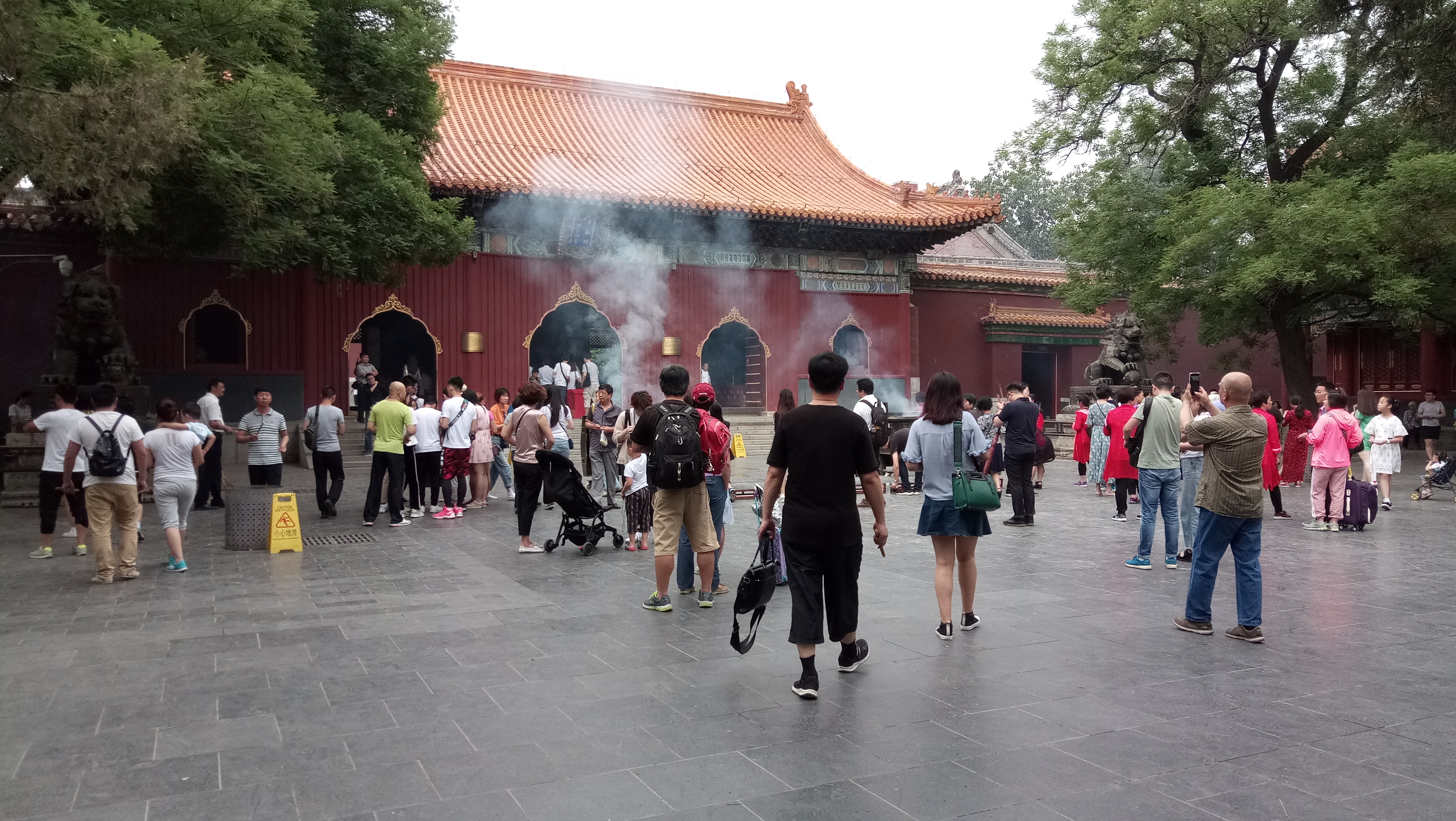 雍和宫和故宫游玩顺序,北京故宫和雍和宫哪个更值得去