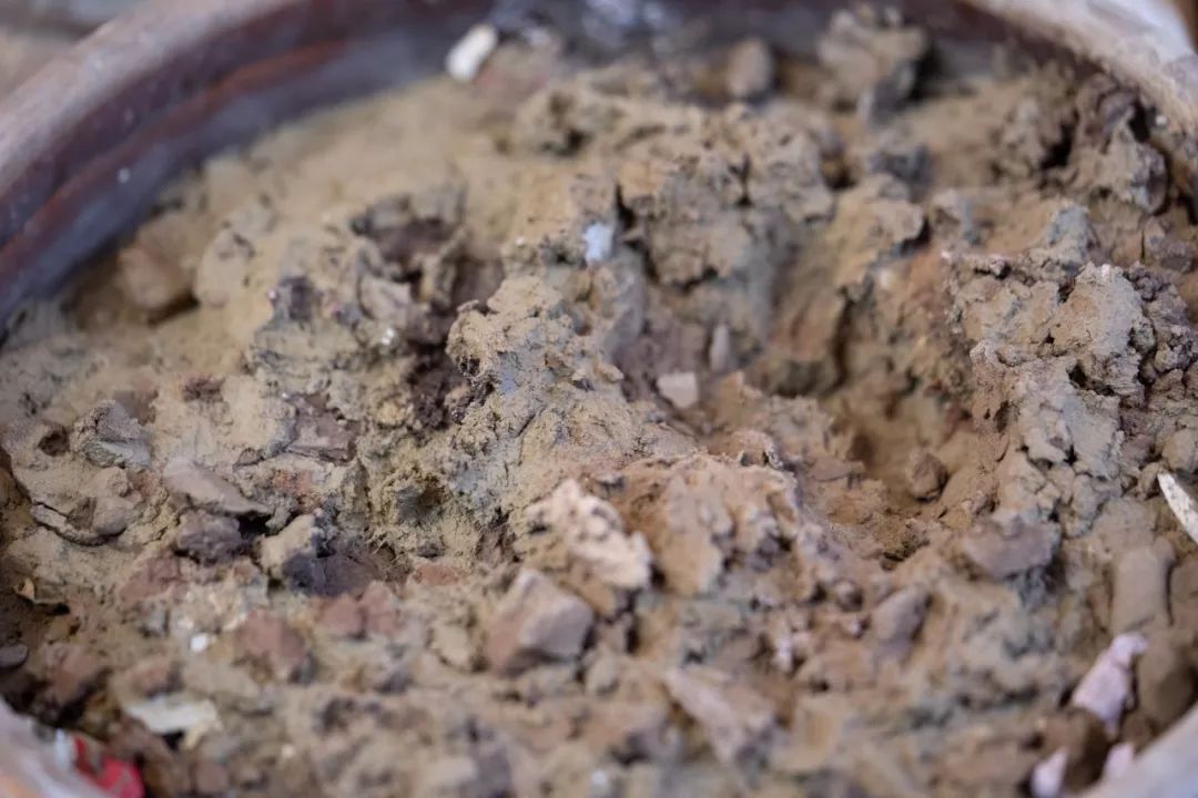 国际设计师们排队只为买这一块泥？在北京见着TA，都得叫“爷”！