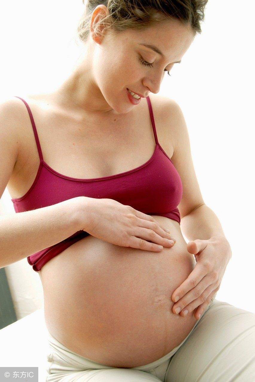 孕晚期肚皮发痒？除了该长妊娠纹了，这种情况去医院看一看比较好