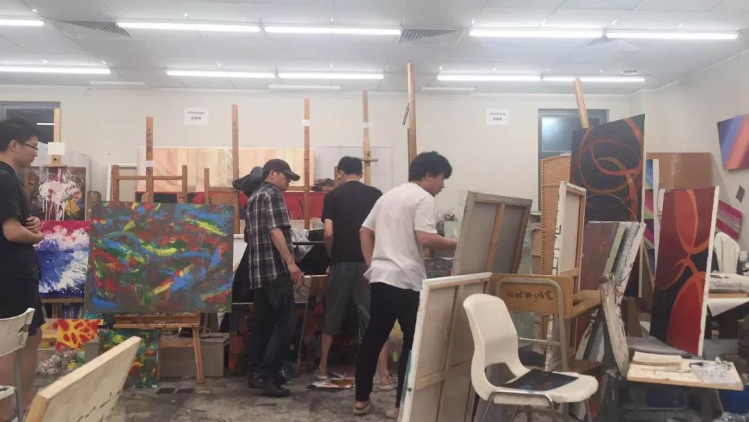 自由画家洪涛,自然光下的自由绘画