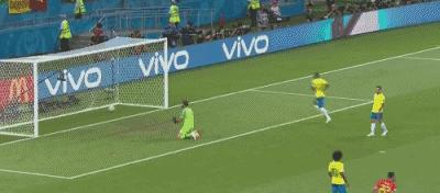 内马尔回到家里,内马尔回家