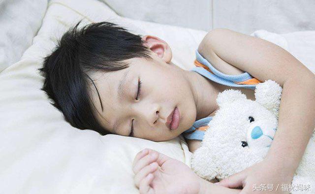 周末是陪伴孩子还是回家陪伴父母,父母再忙也别忘了陪伴孩子