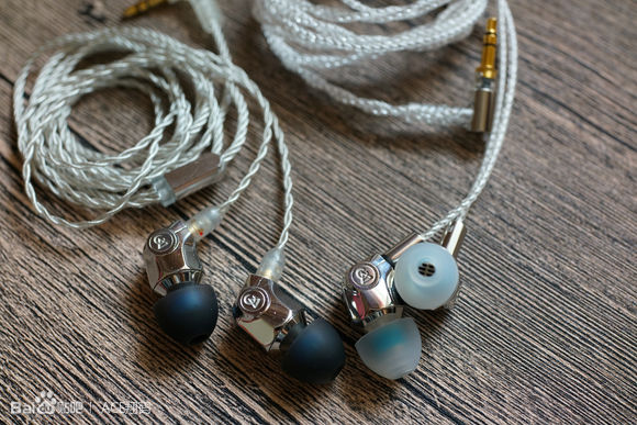 耳边评测重剑无锋——ALOCAMPFIREATLAS体验小记