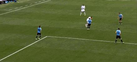 姆巴佩就靠速度能踢到30岁吗,姆巴佩学内马尔和梅西耍帅