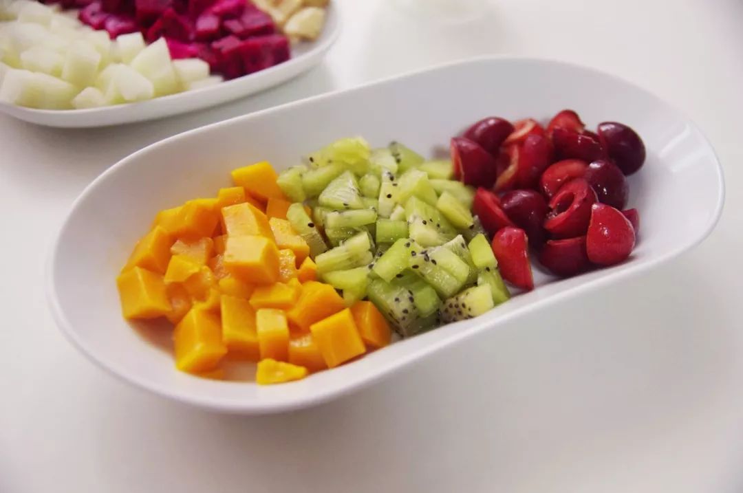 人气火爆的炒酸奶,适合孩子制作的炒酸奶