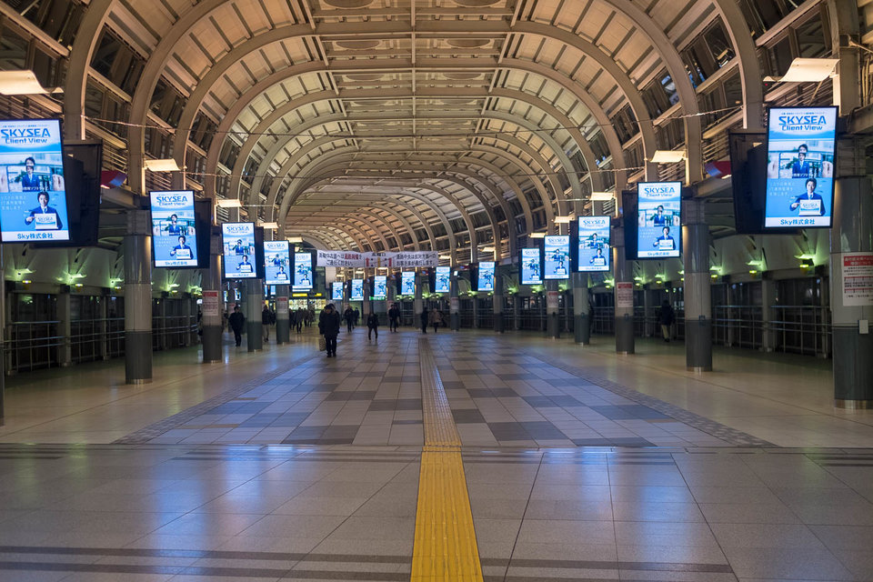 外媒看欧美体验中国高铁,外国网友谈中国高铁体验