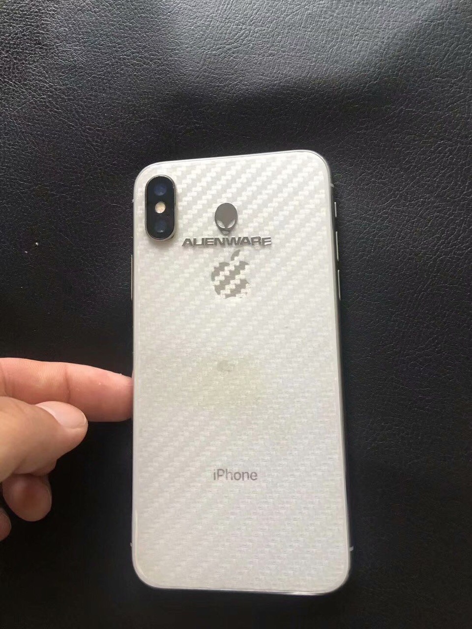 iphonex屏幕有划痕能卖多少,iphonex屏幕有破损多少钱