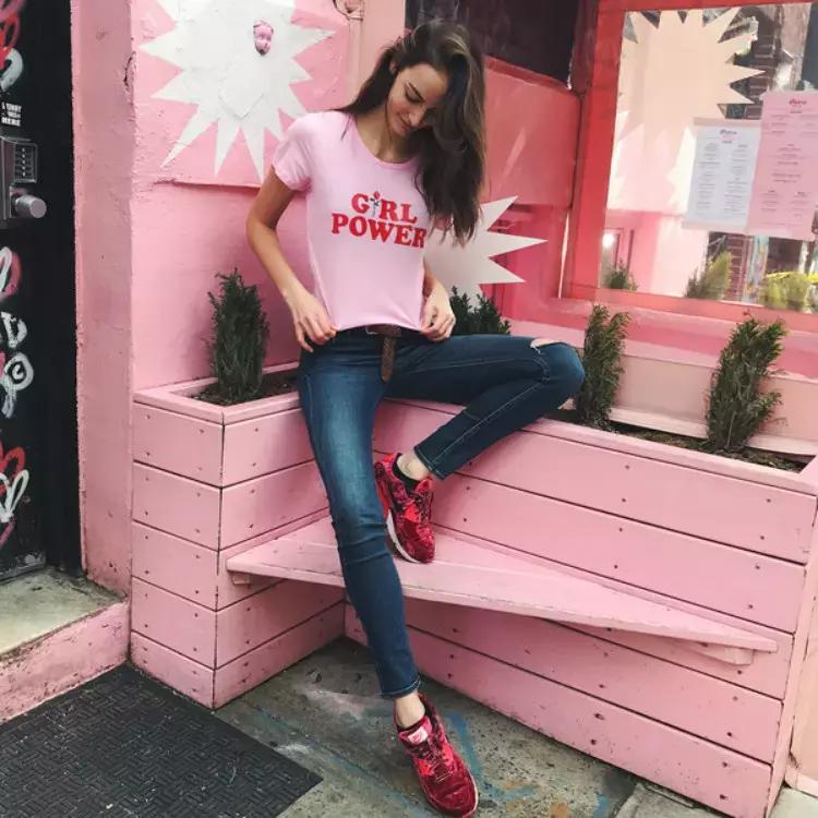 白tee裤子怎么搭配,白tee穿搭