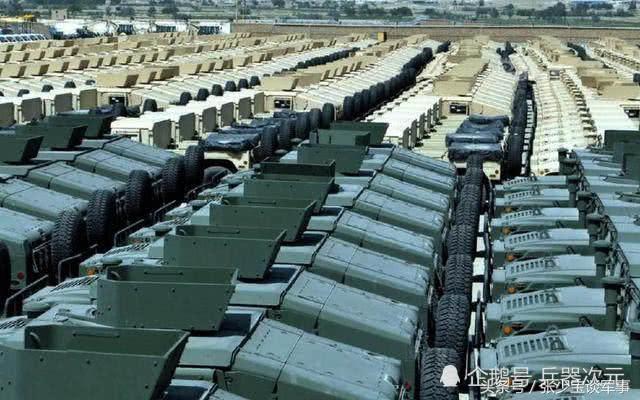 阿富汗军用悍马车,美军悍马车在阿富汗被袭击