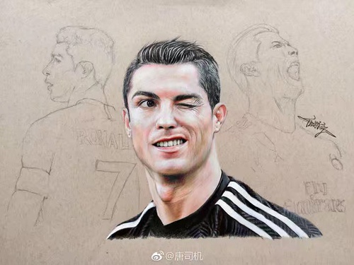 手绘C罗肖像的视频,手绘c罗九宫格