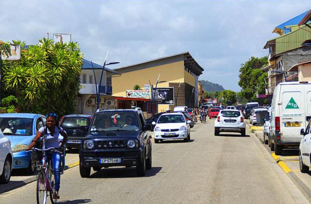 此殖民地跟韩国差不多大，让其独立却死活不愿意，原因只有一个字
