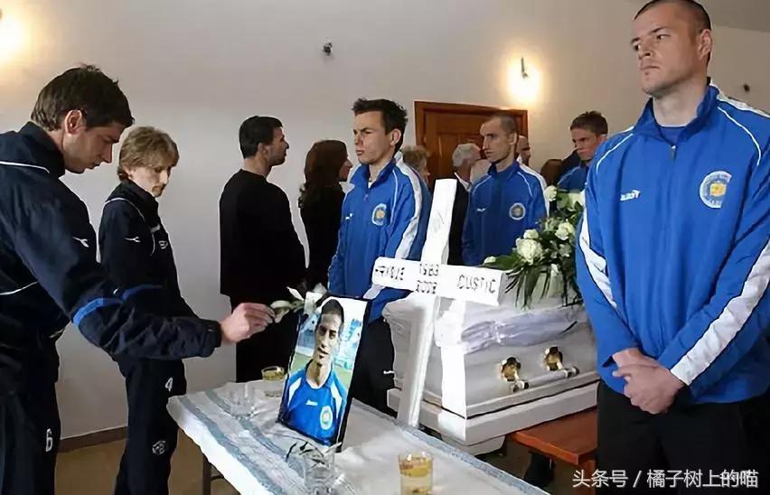 98世界杯克罗地亚门将球衣,克罗地亚门将彻底封神了吗