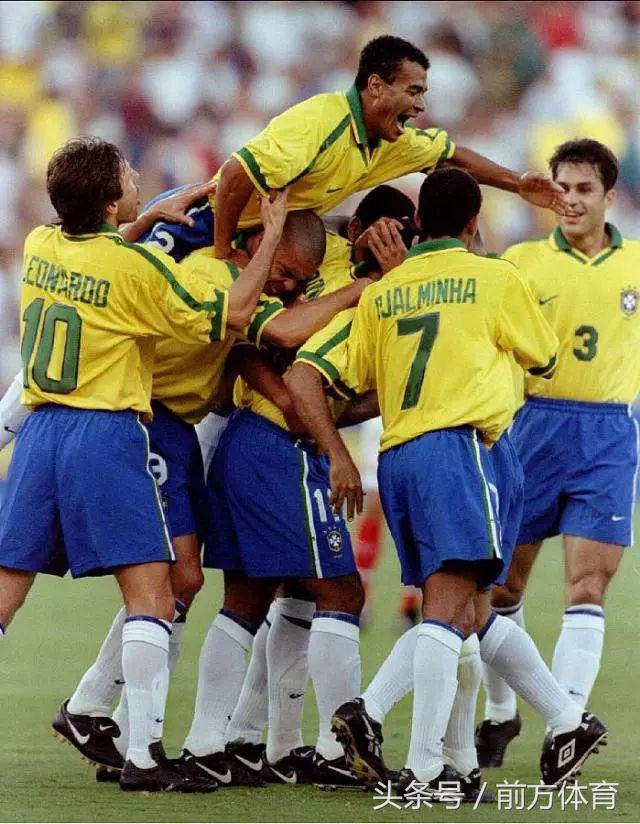 足球巨星卡福,传奇巨星卡福