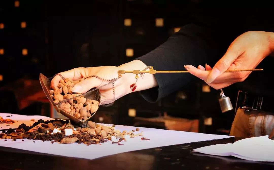 自学中医适合看什么中医书,中医很难