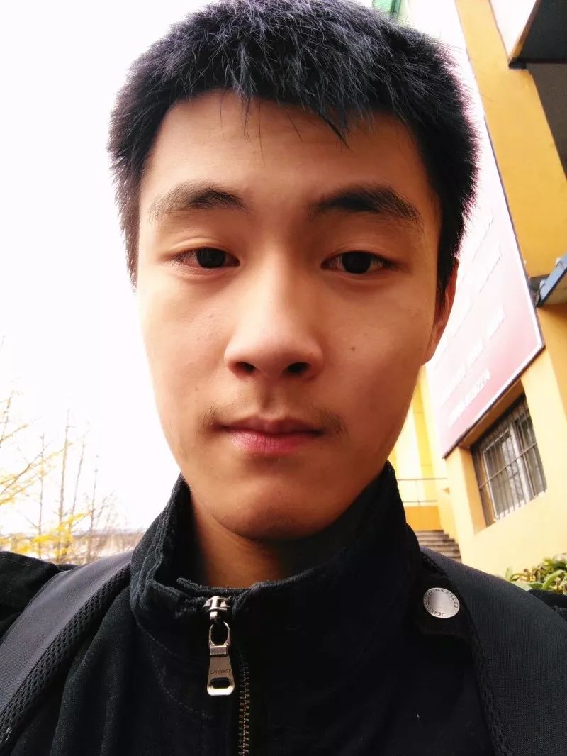 学霸奖学金1百万,学霸足球队