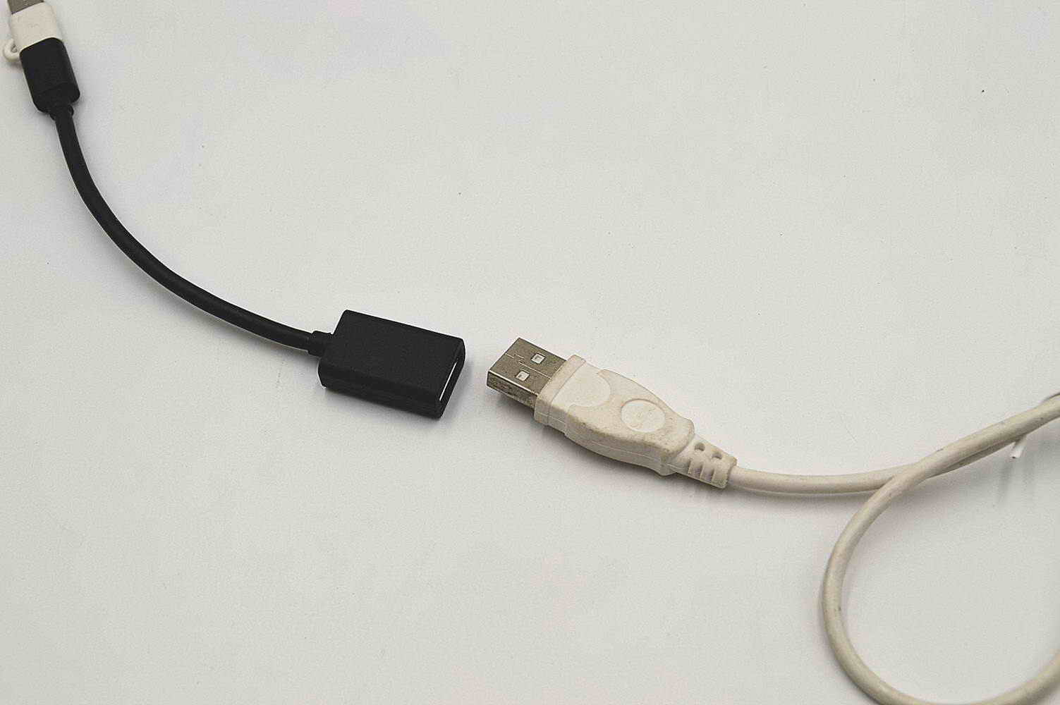 骚操作！荣耀Play还能这样玩电脑游戏，你只需要3样法宝