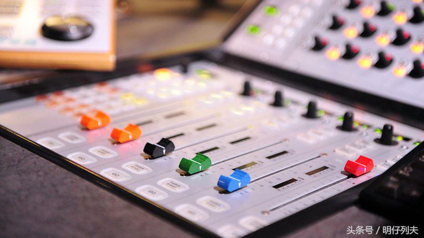 综合报道的方法,综合音响怎么用