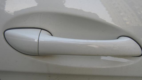 新车是否有必要贴好的玻璃膜,新车一般什么时候贴玻璃膜最好