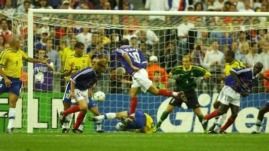 鐞冨満鐪嬬悆鍒╁櫒,瀹㈠巺灏辨槸杩愬姩鍦哄彴鐞冩