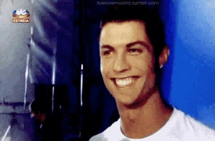 梅西拯救阿根廷主帅哭了,梅西俄罗斯世界杯遗憾离场