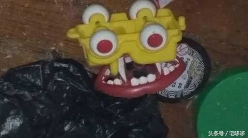 10张没p图但透露着诡异的照片,19张诡异的图片