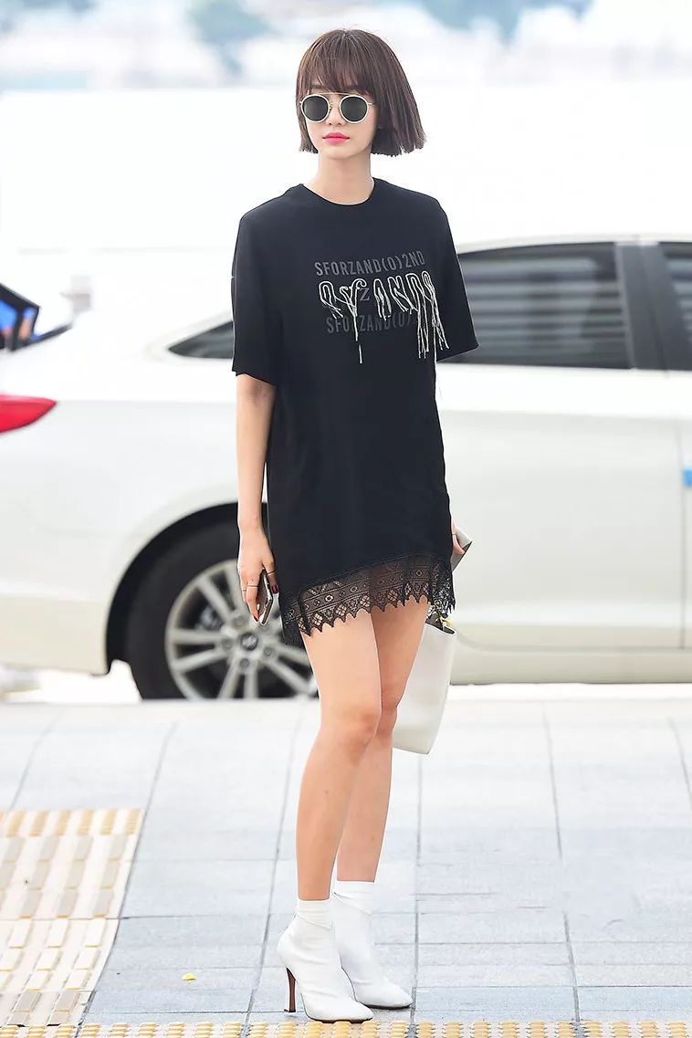 oversizetee穿搭,教你几种白tee的时尚穿法