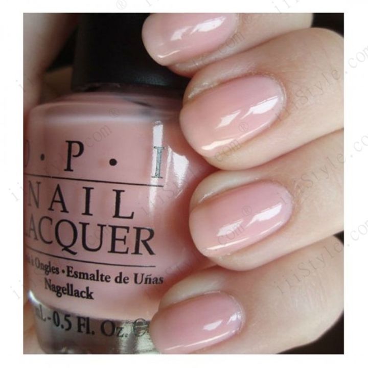 指甲油怎么涂才美丽又亮,适合一年四季都可以涂的指甲油