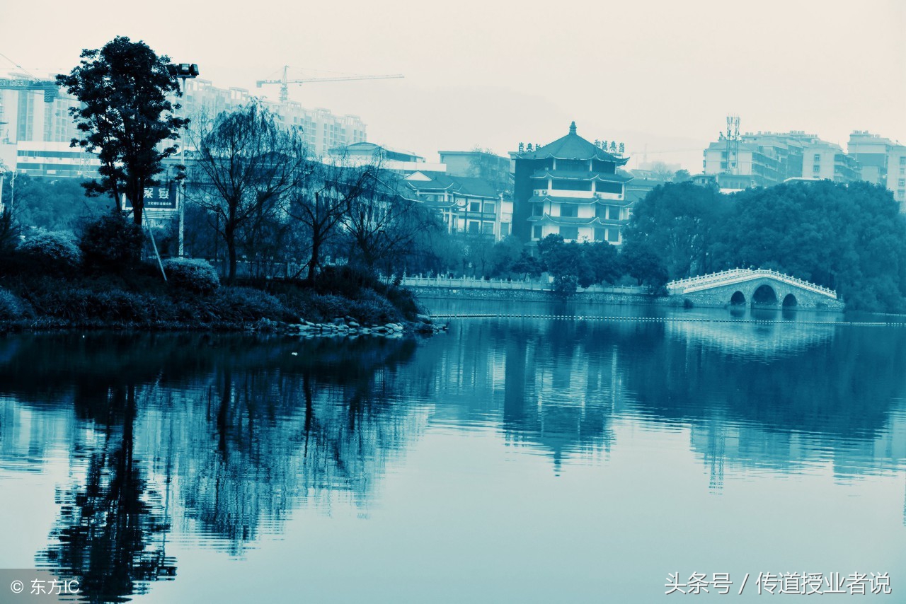 宋词一生必背50首古诗,一生必背100首经典唐诗宋词朗诵版