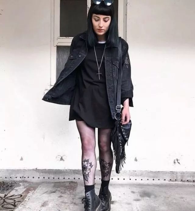 ins穿搭博主女生小个子,18岁ins风穿搭