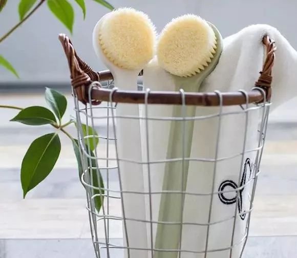 这辈子的澡都TM白洗了！